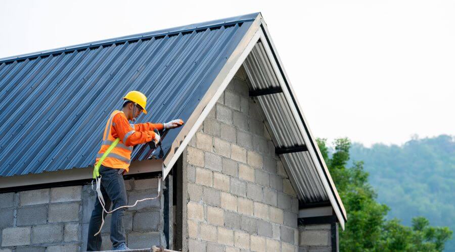Expert Emergency Roof Repairs services in Fort Irwin, CA